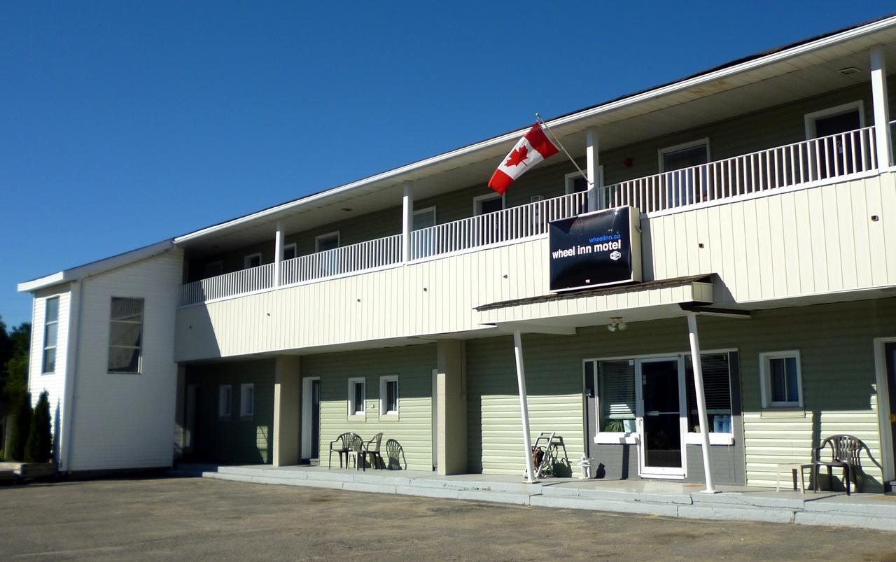 Wheel Inn Motel New Liskeard 外观 照片